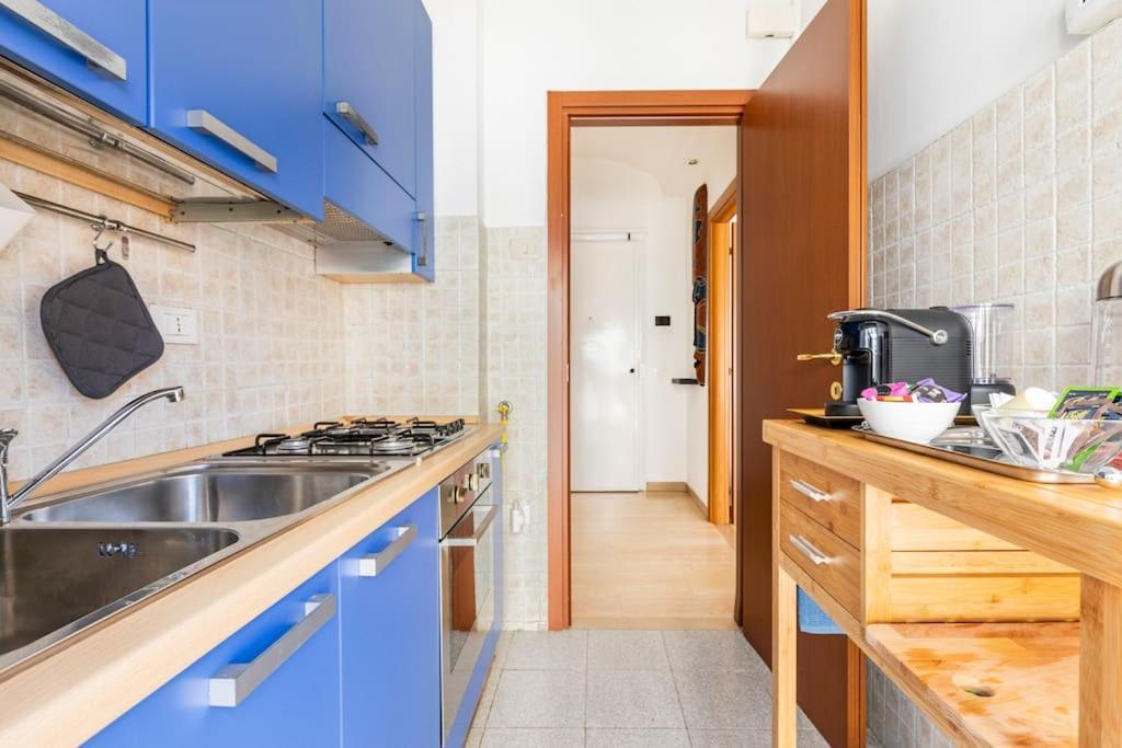 Casa Etruschi - Appartamento Con Posto Auto ลีวอร์โน ภายนอก รูปภาพ